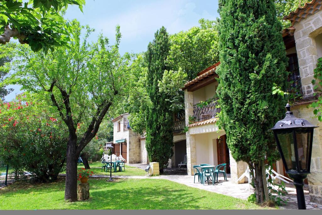 Auberge De La Tour -Appartements- Valros 部屋 写真